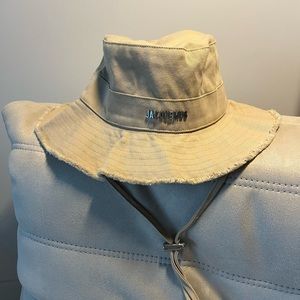 Jacquemus Le Bob Artichaut